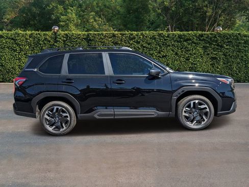 Used 2025 Subaru Forester Limited w/ Popular Package #2 AWD/4WD image 2