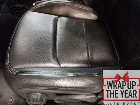 Used 2022 Jeep Wrangler Unlimited Sahara w/ Cold Weather Group image 3