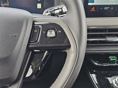 New 2026 Lincoln Corsair Premiere image 27