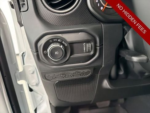 New 2026 Jeep Wrangler Unlimited Rubicon AWD/4WD image 10