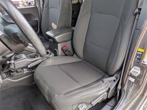 Used 2020 Jeep Wrangler Unlimited Sport image 16