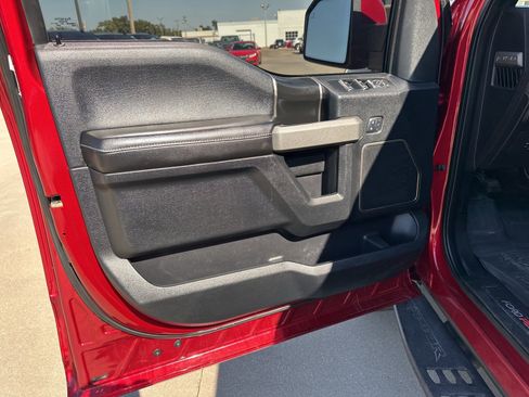 Used 2017 Ford F150 Raptor w/ Equipment Group 802A Luxury image 23