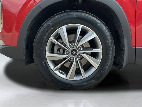 Used 2019 Hyundai Santa Fe SEL image 4