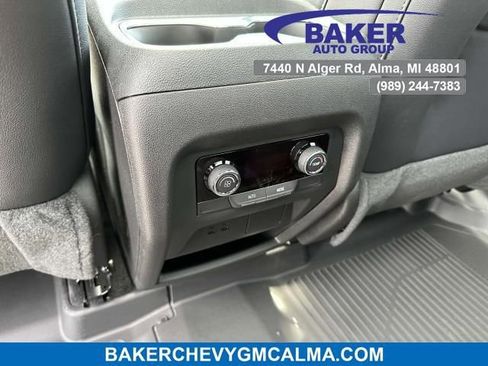 New 2026 Chevrolet Traverse LT w/ Sun and Wheel Package image 24