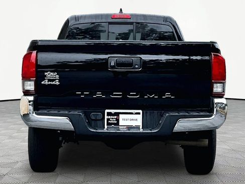 Used 2023 Toyota Tacoma SR5 AWD/4WD image 5