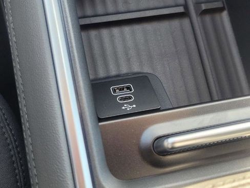 New 2026 Ford Expedition Active image 24