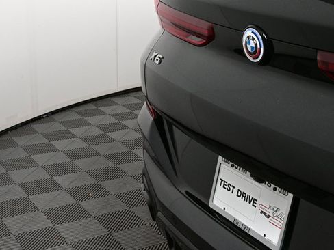 Used 2022 BMW X6 M50i w/ Executive Package image 36