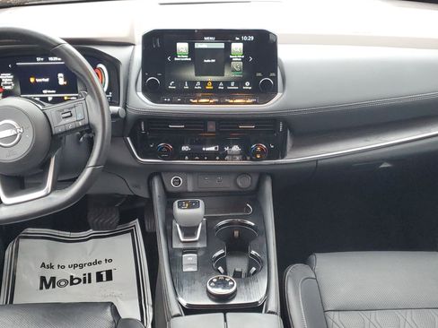 Certified 2023 Nissan Rogue Platinum image 15