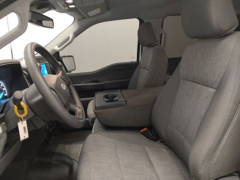 Used 2022 Ford F150 XL w/ Trailer Tow Package image 17