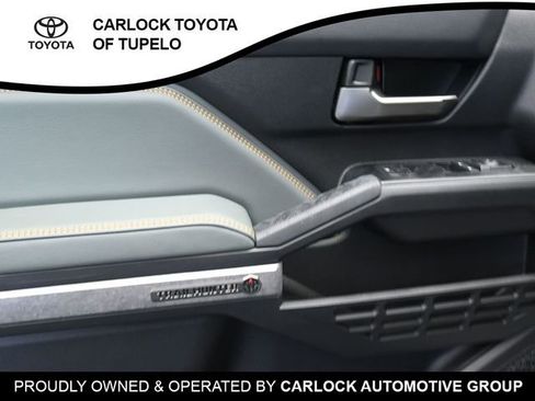 Used 2025 Toyota Tacoma 4x4 Double Cab Hybrid image 27