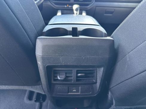 Used 2023 Chevrolet Colorado LT RWD image 14