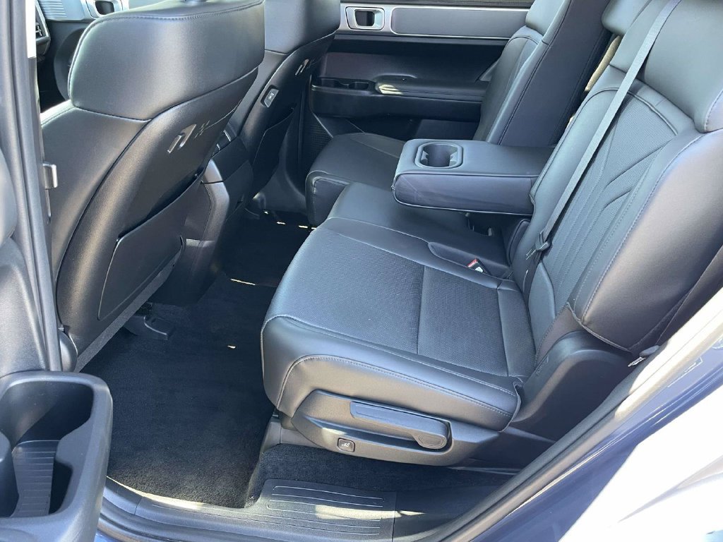 Used 2026 Hyundai Santa Fe SEL AWD/4WD image 9