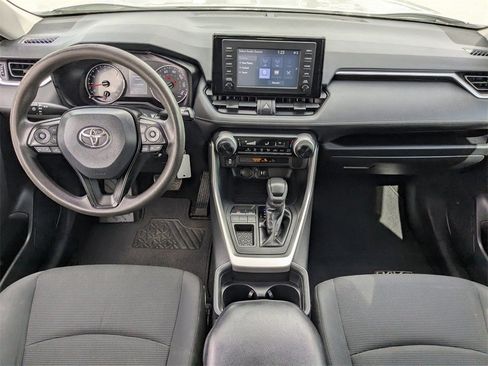 Used 2019 Toyota RAV4 LE image 15