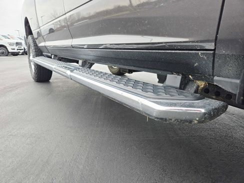 Used 2024 RAM 2500 Tradesman w/ Chrome Appearance Group image 17