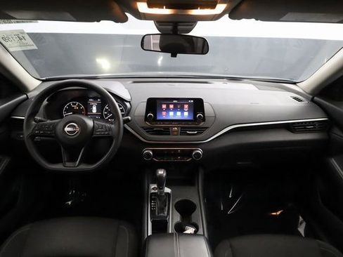 Used 2023 Nissan Altima 2.5 S image 11