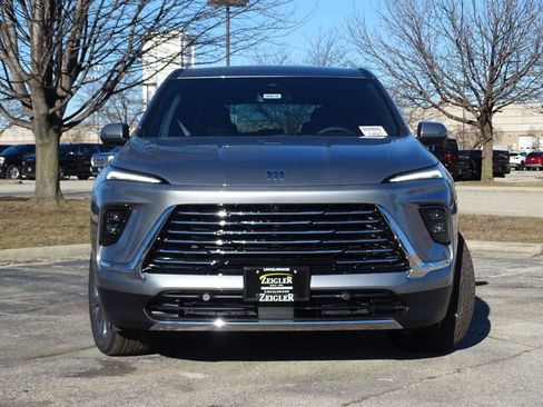 New 2025 Buick Enclave Preferred w/ LPO, Floor Liner Package image 5