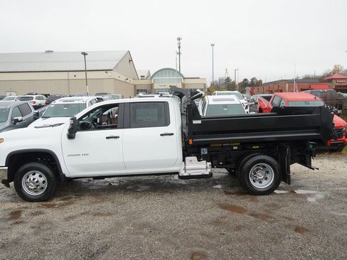 New 2025 Chevrolet Silverado 3500 W/T w/ WT Convenience Package AWD/4WD image 2
