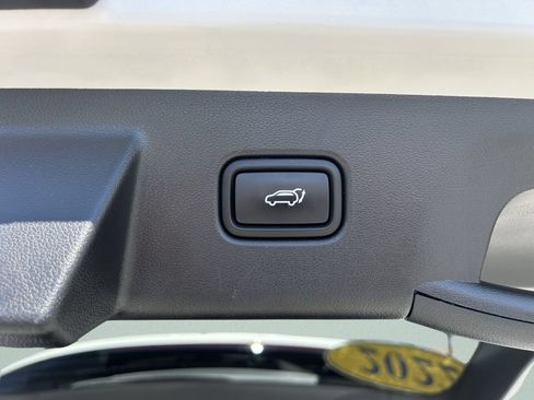 Used 2022 Hyundai Tucson Limited FWD image 16