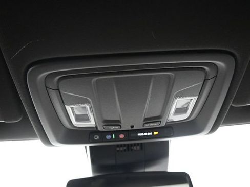 Used 2024 GMC Sierra 1500 SLT RWD image 10