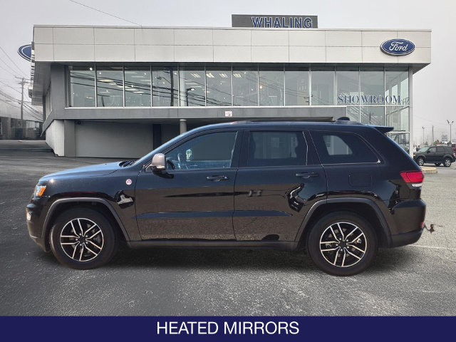 Used 2019 Jeep Grand Cherokee Trailhawk AWD/4WD image 5
