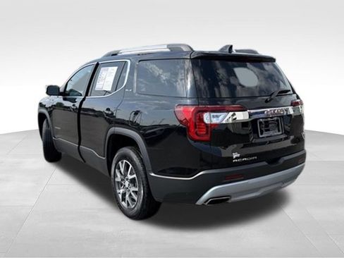 Used 2023 GMC Acadia SLE w/ Driver Convenience Package FWD image 3