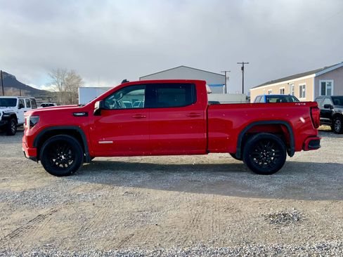 Used 2025 GMC Sierra 1500 Elevation image 2