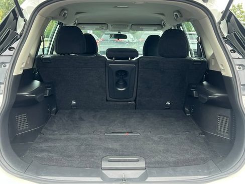 Used 2016 Nissan Rogue S FWD image 28