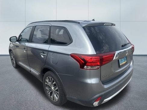 Used 2016 Mitsubishi Outlander SEL AWD/4WD image 6