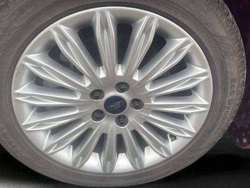 Used 2014 Ford Fusion Energi SE FWD image 15
