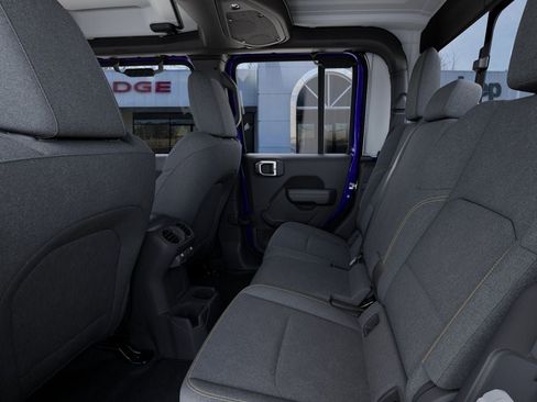 New 2026 Jeep Gladiator Sport image 23