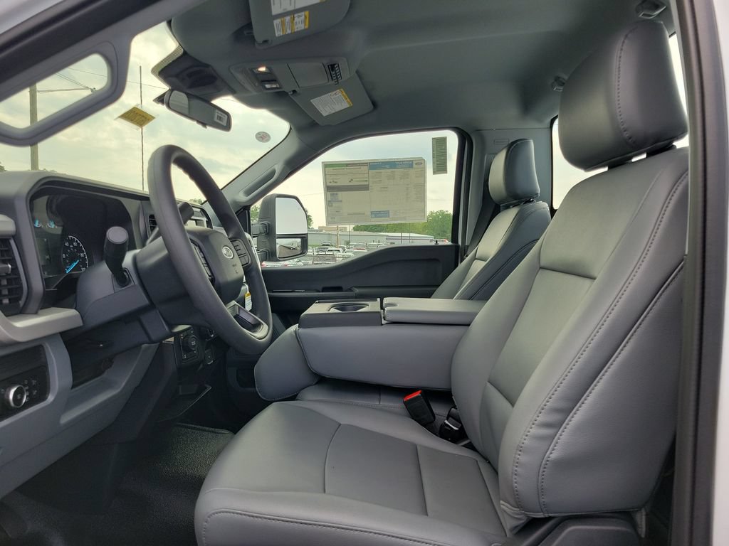 New 2026 Ford F350 XL w/ FX4 Off-Road Package AWD/4WD image 11