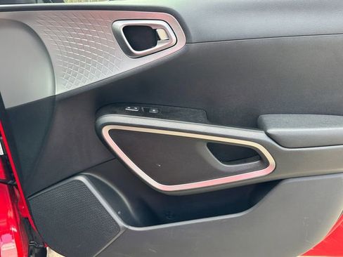 Used 2023 Kia Soul LX w/ Option Group 015 image 13