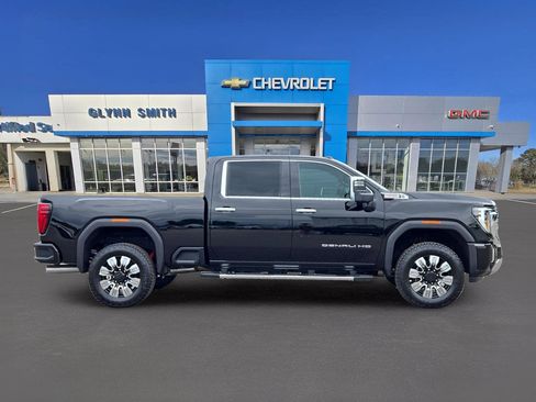 New 2026 GMC Sierra 2500 Denali w/ Denali Reserve Package AWD/4WD image 6