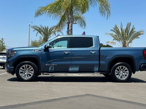 Used 2025 GMC Sierra 1500 Denali AWD/4WD image 7