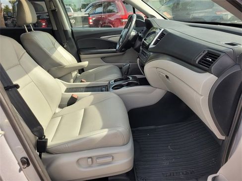Used 2017 Honda Pilot EX-L image 16