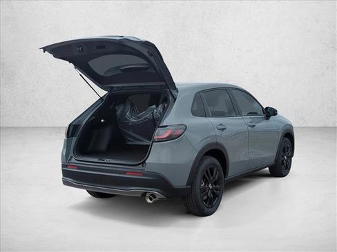 New 2026 Honda HR-V Sport image 2