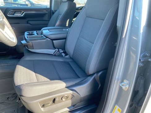 Used 2023 GMC Sierra 1500 Elevation image 18