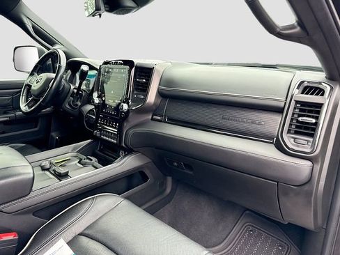 Used 2022 RAM 3500 Limited image 31