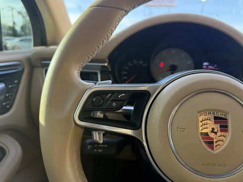 Used 2017 Porsche Macan S AWD/4WD image 35