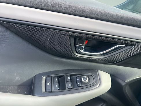 Used 2025 Subaru Outback Premium image 20