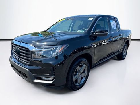 Certified 2023 Honda Ridgeline RTL image 3
