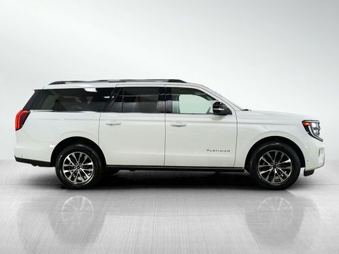 Used 2025 Ford Expedition Max Platinum AWD/4WD image 6