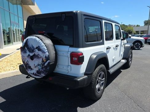 Used 2019 Jeep Wrangler Unlimited Sport S AWD/4WD image 4