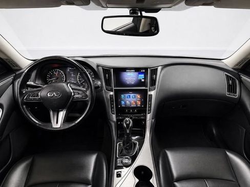 Used 2021 INFINITI Q50 Luxe RWD image 16