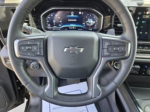 Used 2025 Chevrolet Silverado 1500 ZR2 w/ Technology Package image 24