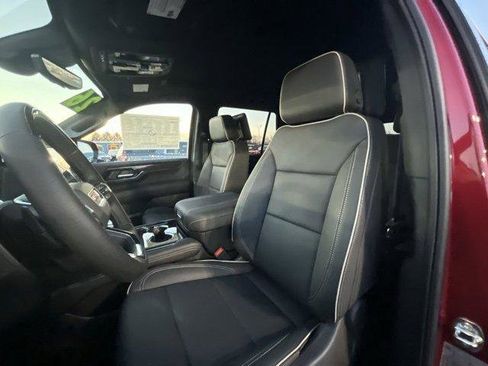 New 2026 GMC Yukon Elevation image 12