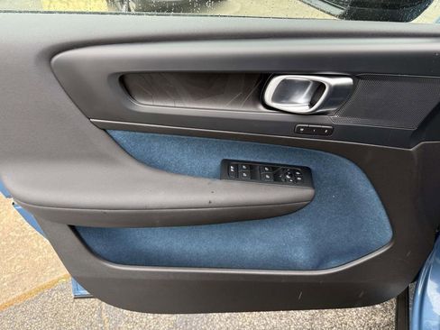 Used 2023 Volvo XC40 Recharge Plus AWD/4WD image 20