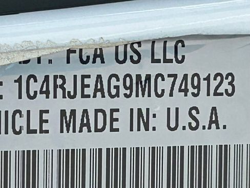 Used 2021 Jeep Grand Cherokee Freedom Edition RWD image 56