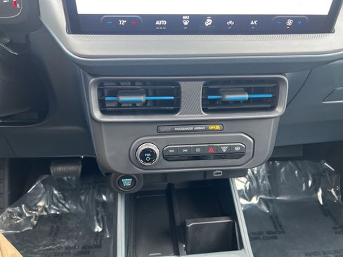 New 2025 Ford Maverick Lobo image 20