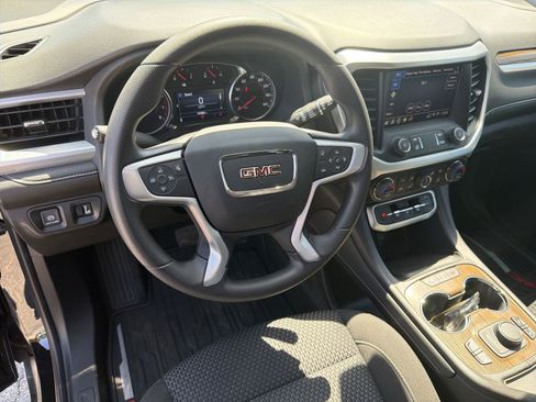 Used 2023 GMC Acadia SLE w/ Driver Convenience Package AWD/4WD image 18